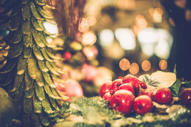 圣诞装饰户外晚上，莫斯科，俄罗斯，欧洲图片下载