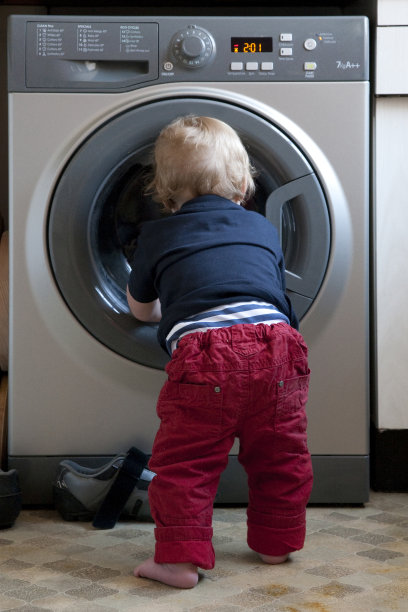 一岁婴儿图片下载