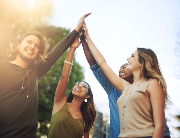 青春的力量图片下载