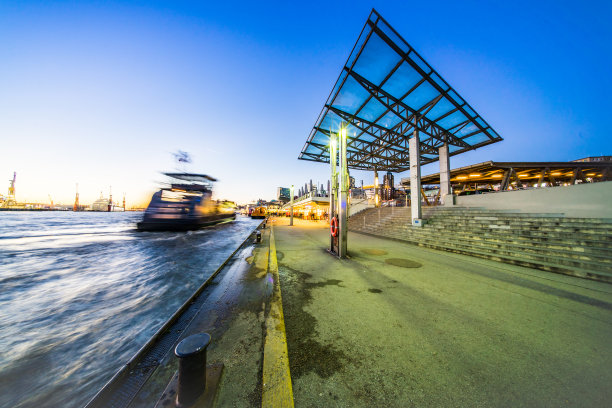 栈桥于德国汉堡图片下载