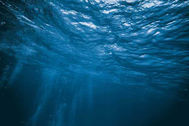 水下阳光图片下载