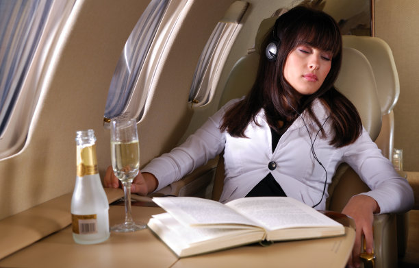 享受飞行图片下载