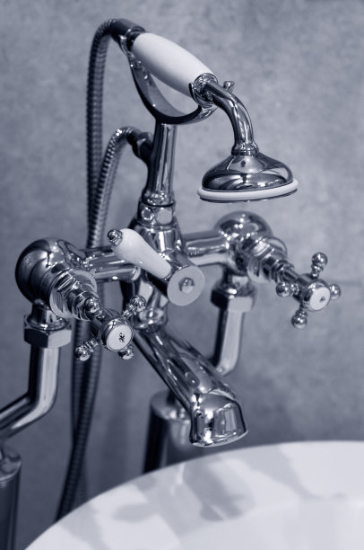 复古的水龙头图片下载