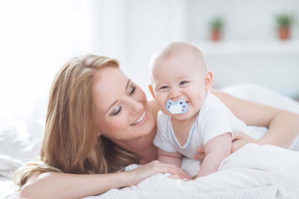 早上与妈妈图片下载