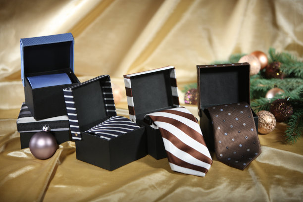 领带的礼物图片下载