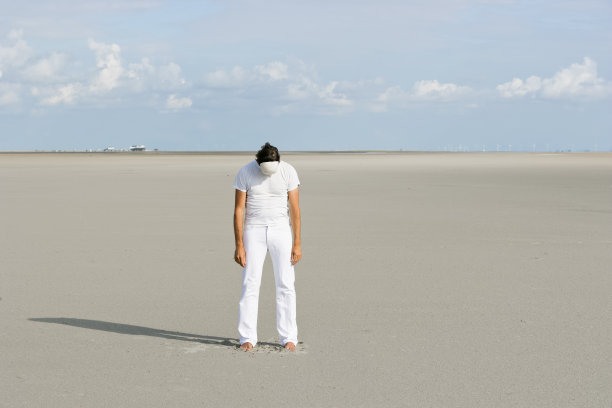 无名氏悲伤图片下载