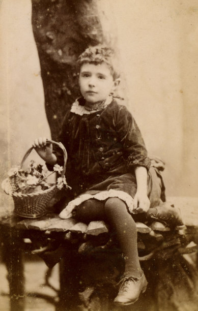 维多利亚时代女孩老照片图片下载