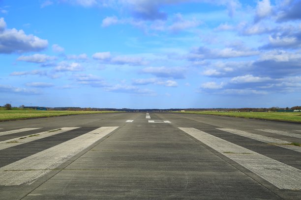 机场跑道图片下载