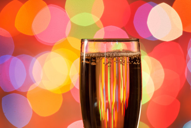 满杯香槟图片下载