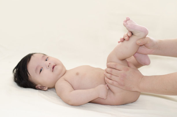 宝宝腿部按摩图片下载