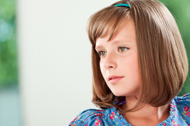 美丽的女孩图片下载