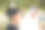 年长的阿拉伯男人和年轻女子图片下载