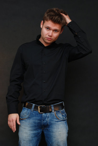 她叫什么名字?图片下载