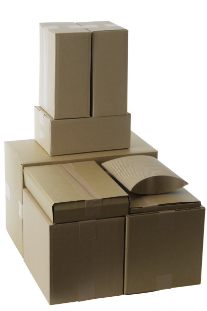 孤立的拍摄堆叠空白纸箱在白色背景图片下载