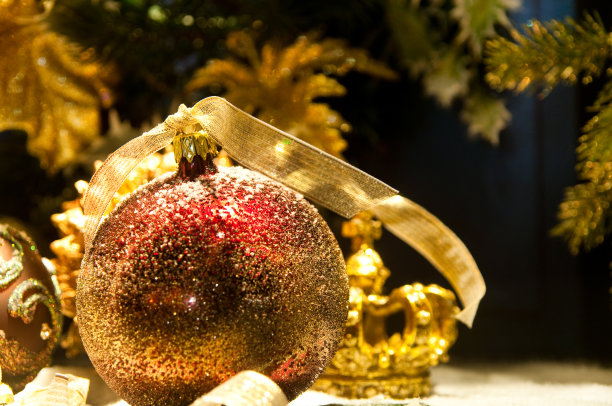 圣诞装饰品静物画图片下载