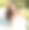 一个女人在公园里骑自行车的肖像图片下载