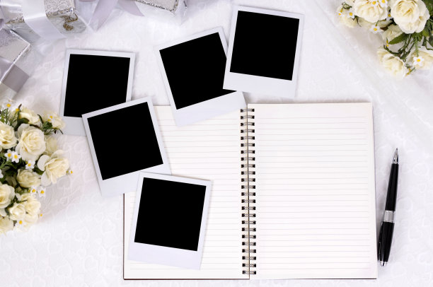 结婚礼物及照片图片下载