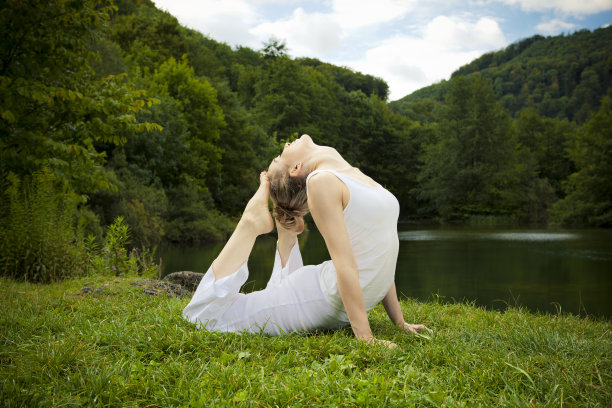 瑜伽冥想-眼镜蛇王图片下载