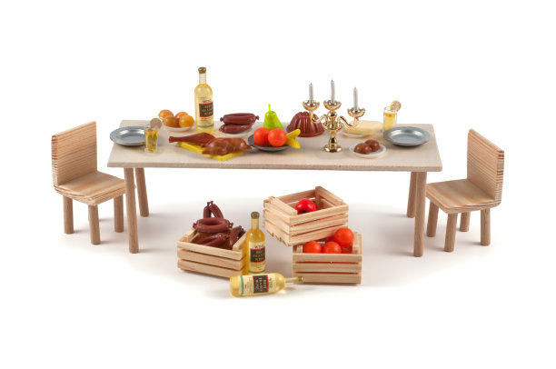 有很多食物的小桌子图片下载