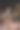 穿着衣服的年轻女子在晚上跑步图片下载