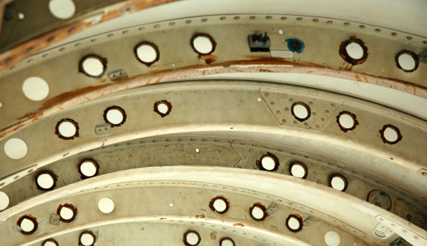 拆卸飞机机身的内部视图图片下载