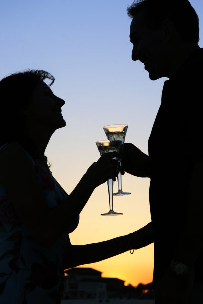 庆祝活动在日落时分图片下载