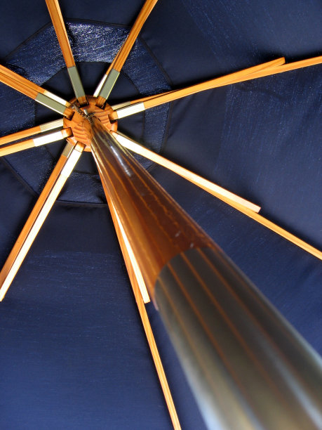 蓝色的伞图片下载