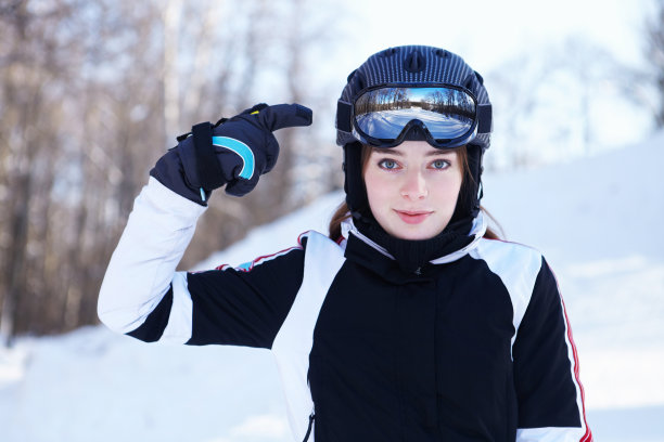 滑雪设备演示图片下载