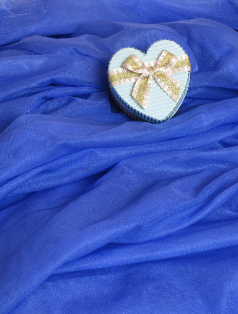 心形的盒子图片下载