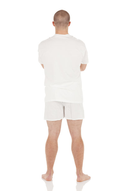 一个穿着内衣的男人的后视图图片下载