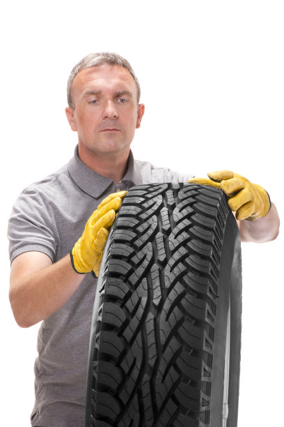 轮胎店工作图片下载