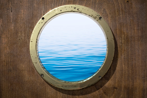 海通过舷窗图片下载