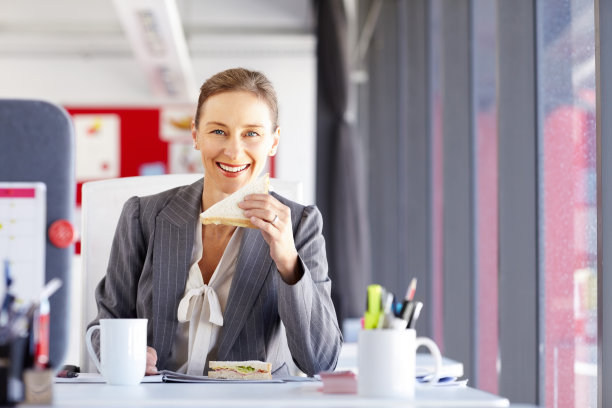 女性职业三明治图片下载