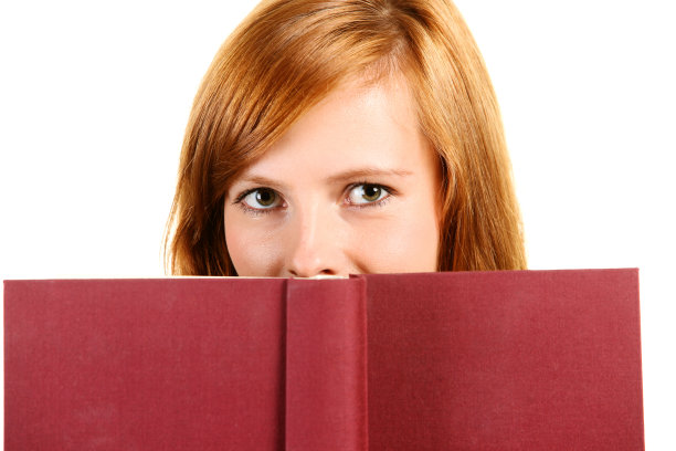 背后的一本书图片下载