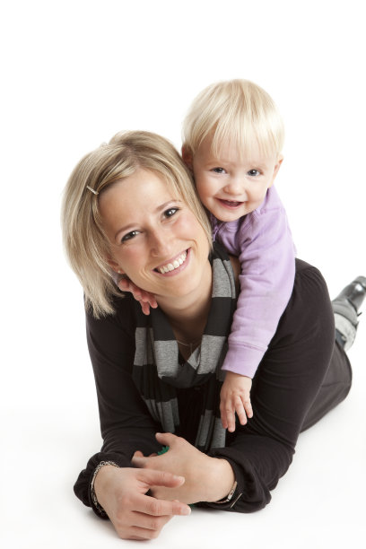 母亲和女儿的肖像图片下载