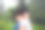 爱:年轻的妈妈抱着她的孩子图片下载