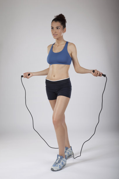 跳绳女子图片下载