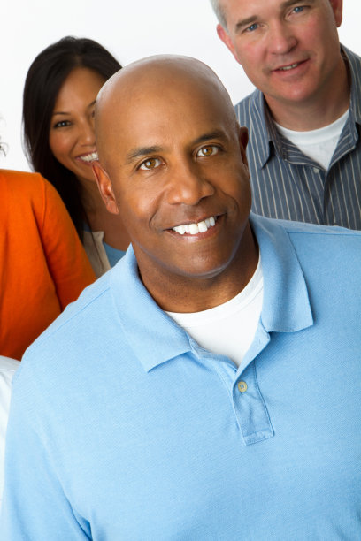 人群中的男人图片下载