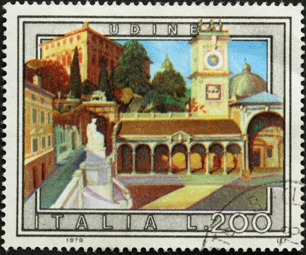 意大利乌迪内广场图片下载