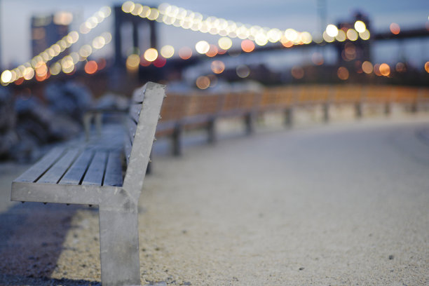 板凳上图片下载