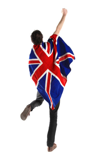 举着英国国旗的男性图片下载