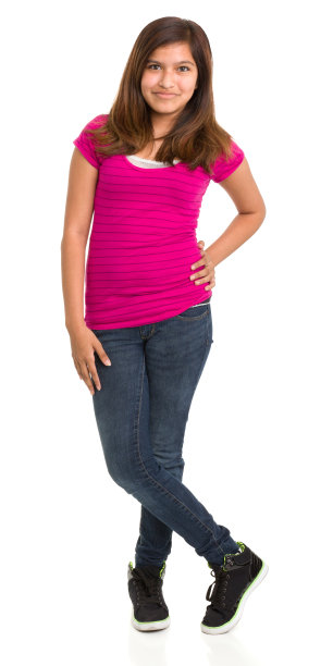 站立少女画像图片下载