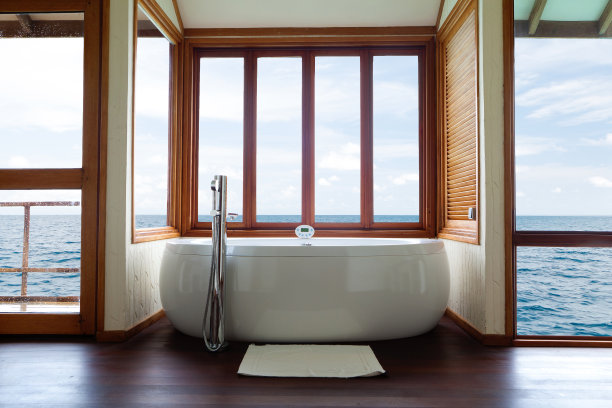 浴缸水别墅图片下载