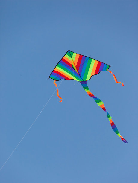 蓝天上的风筝图片下载