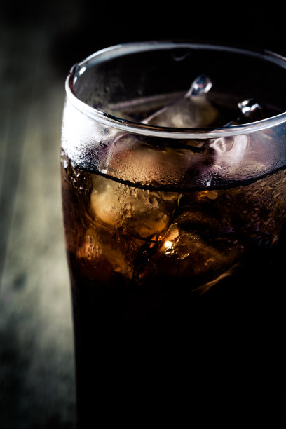 可乐加冰图片下载