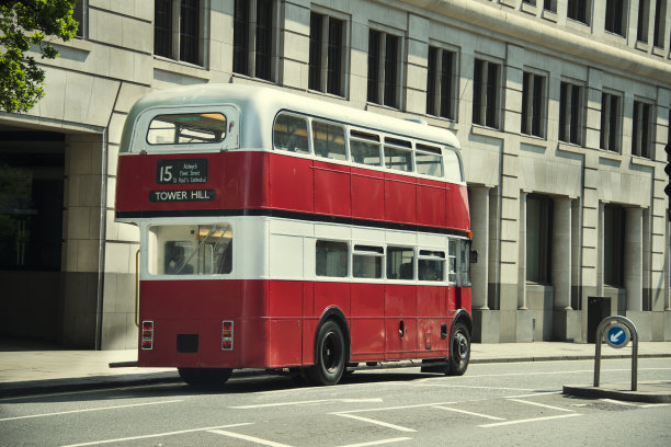 老式伦敦双层巴士图片下载