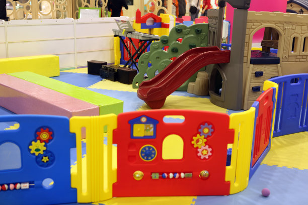 室内游乐场图片下载