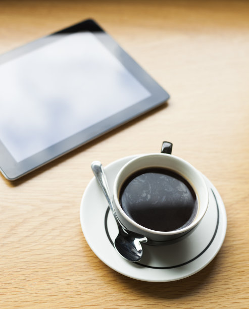 咖啡和数码平板电脑图片下载