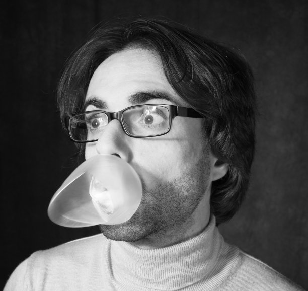 爆炸的泡泡糖图片下载