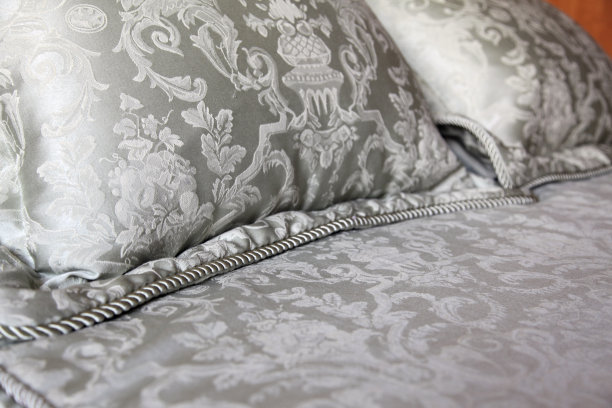 时尚的枕头图片下载